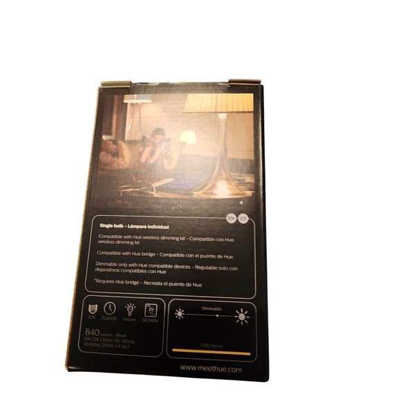 Philips Hue White Starter Kit With TP-Link Smart Wi-Fi Plug / +2 extra lights - Picture 9 of 10